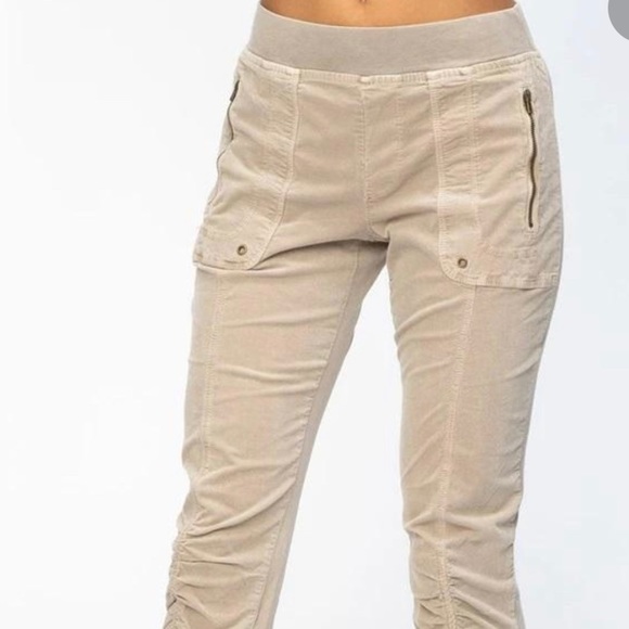 XCVI Pants - NWOT XCVI Wearables Darling Chords!
